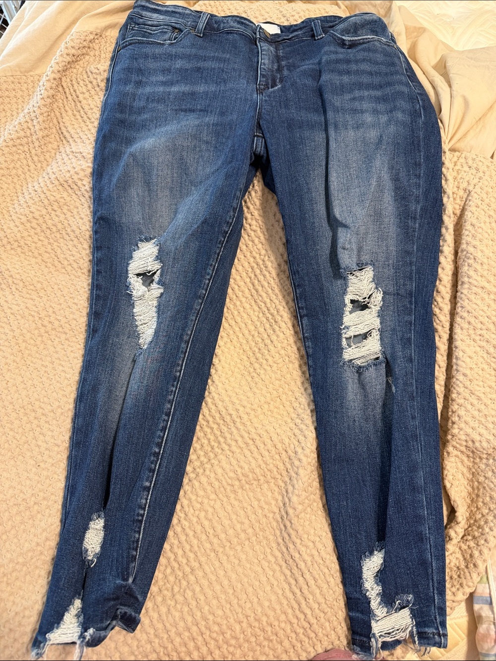 High-Rise Ripped Women's Skinny Jeans in Dark Blue